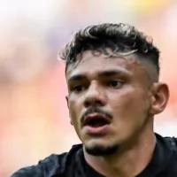 Foi confirmado 100%: Grêmio chega a decisão final sobre Tiquinho Soares e comunica Botafogo