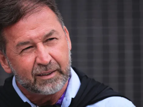 Um saindo, três chegando: Augusto Melo anuncia demissão e prepara reforços no Corinthians