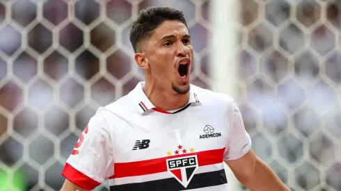 Pablo Maia é um dos jogadores mais valorizados do Tricolor e abriu o jogo sobre deixar o Morumbi - Foto: Gilson Lobo/AGIF
