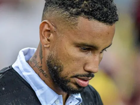 Vasco recebe atualização sobre lesão sofrida por Jair no Clássico dos Milhões, a situação é grave