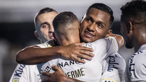 Morelos teve boa atuação contra o Guarani e será titular contra o Corinthians - Foto: Raul Baretta/Santos