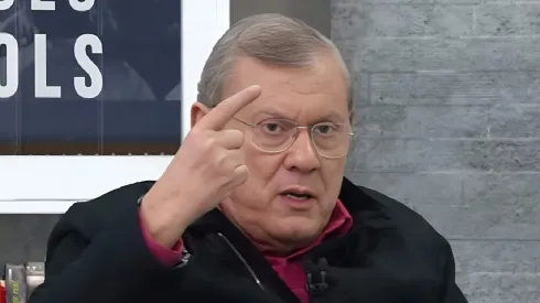 Milton Neves garantiu um vencedor por goleada entre Santos e Corinthians - Foto: Reprodução/Band.