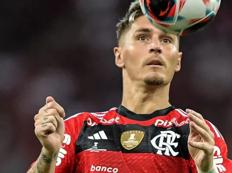 Flamengo toma decisão sobre chegada de reposição para Varela