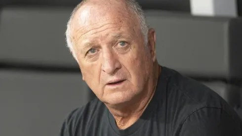 Luiz Felipe Scolari comentou o resultado do clássico e o que pode reverberar no ambiente atleticano - Foto: Alessandra Torres/AGIF