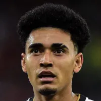 Du Queiroz causa influência e volante não vai jogar mais no Grêmio