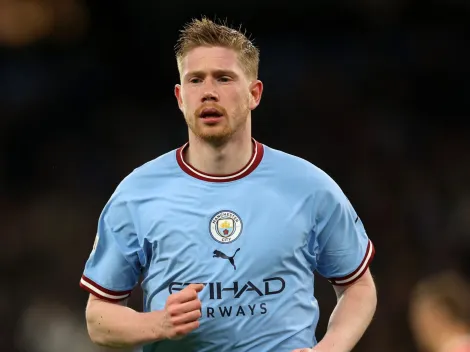 Kevin de Bruyne revela que aprendeu a bater falta com jogador do Flamengo