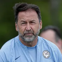 Foi liberado, vai pegar um avião: Augusto Melo confirma +1 saída no Corinthians