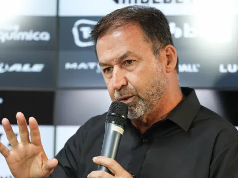 Augusto Melo 'mexe os pauzinhos' e Corinthians faz oferta por zagueiro e +1