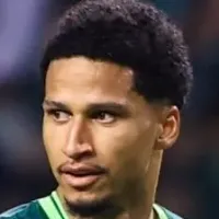 Murilo merecia expulsão? Câmeras flagram entrada em Yuri Alberto e revolta torcida do Corinthians