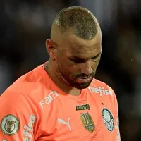 Weverton toma 1ª decisão quente após ser cobrado pela torcida do Palmeiras
