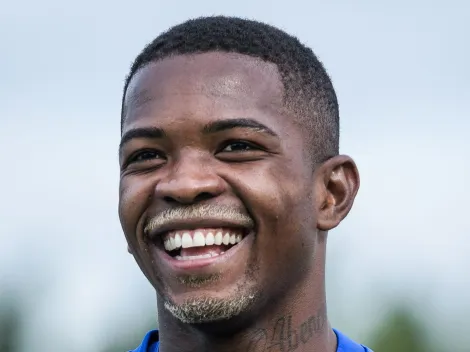 Situação de Cacá é atualizada agora e Corinthians é comunicado sobre futuro do zagueiro