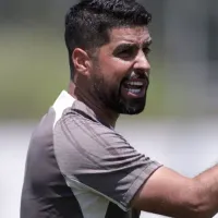 Fora por que? Os dois jogadores barrados por António Oliveira no Corinthians