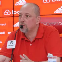 Barcellos admite problema e pede mudança em problema que impacta estrangeiros do Inter