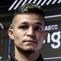 Payet não acreditou: Atitude de Adson chama atenção na vitória do Vasco e ex-Corinthians vira ‘alvo’