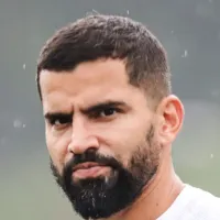 Tomas Rincón mira recolocar o Santos na Série A e sonha com Libertadores