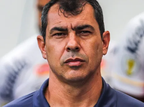NA RESERVA! Reforço do Santos é o jogador menos utilizado por Fábio Carille na temporada
