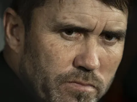 R$ 200 mil de salário: Carille aprova e Santos 'atravessa' Coudet por camisa 9