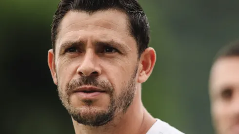 Giuliano durante treinamento do Santos no CT Rei Pelé, no dia 18/01/2024.