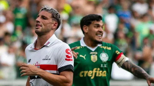 MG – BELO HORIZONTE – 04/02/2024 – SUPERCOPA 2024, PALMEIRAS X SAO PAULO – Calleri jogador do Sao Paulo durante partida contra o Palmeiras no estadio Mineirao pelo campeonato Supercopa 2024. (Foto: Fernando Moreno/AGIF)