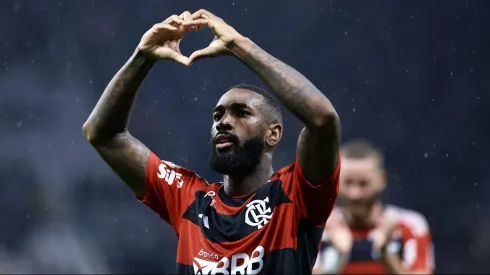 Gerson acaba de passar por procedimento cirúrgico