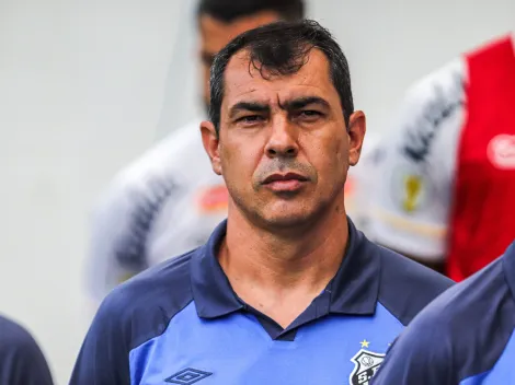 Cuidado com o chapéu: Carille deseja alvo do Atlético-MG