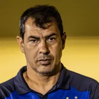 Após derrota para o Bragantino e críticas da torcida, futuro de Carille tem decisão no Santos
