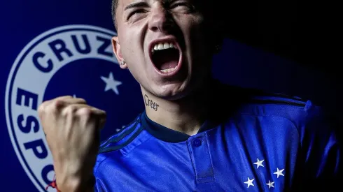 Álvaro Barreal, novo atacante do Cruzeiro tem o nome publicado no BID. Foto: Gustavo Aleixo / Cruzeiro.