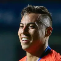 Eduardo Vargas é oferecido ao Grêmio e situação tem definição rápida nos bastidores