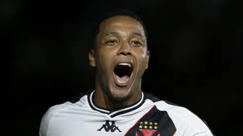 David comemorando gol contra a Portuguesa-RJ. Foto: Jorge Rodrigues/AGIF