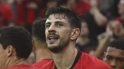 Di Yorio comemorando gol durante partida contra o São Joseense. Foto: Gabriel Machado/AGIF