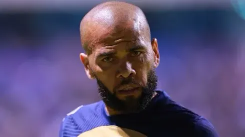 Foto: Hector Vivas/Getty Images - Daniel Alves virou assunto nas redes sociais com suposto suicídio