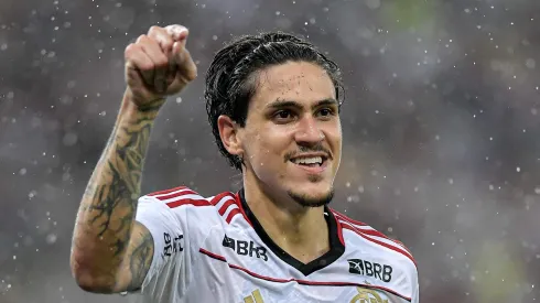 Pedro comemorando um dos gols diante da equipe do Tricolor das Laranjeiras. Foto: Thiago Ribeiro/AGIF