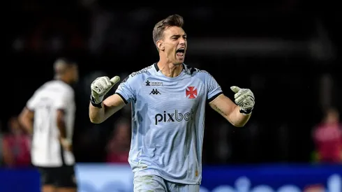 Léo Jardim foi convocado pela Seleção. Foto: Thiago Ribeiro/AGIF