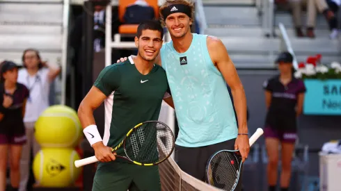 Rivais em Indian Wells nesta temporada, Zverev e Alcaraz se encontraram durante torneio em Madrid, no ano de 2022 (Foto: Clive Brunskill/Getty Images)