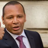 Contrato até 2025: Neymar Pai fecha negócio milionário para o Santos e contrato foi ajustado