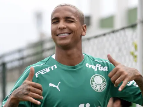 Deyverson 'choca' todo mundo com revelação sobre jogar em rival do Palmeiras