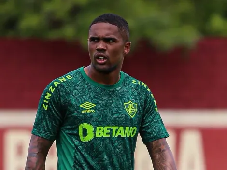 Douglas Costa é desfalque no FlaFlu e data para retorno é exposta no Tricolor