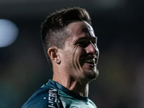 R$ 300 mil: Tadeu vai assinar novo contrato após ser barrado de jogar no Santos