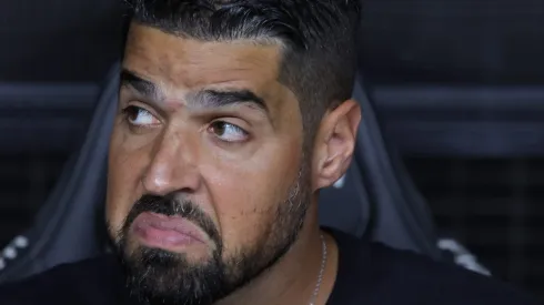 António Oliveira dirigindo o Corinthians em partida contra a Ponte Preta, na Neo Química Arena, pelo Campeonato Paulista, dia 25/02/2024.