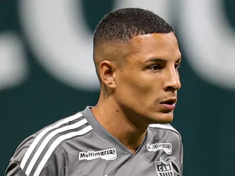 Entre os destaques do atual elenco do Atlético-MG, Guilherme Arana revelou o seu desejo de voltar a Amarelinha