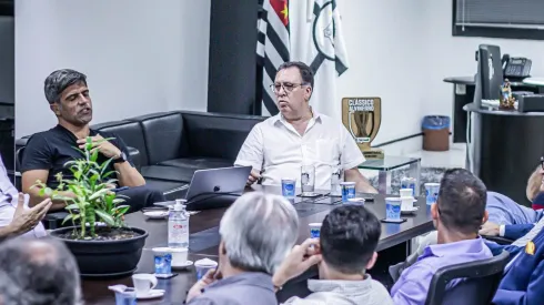 Foto: Guilherme Greghi/Santos FC - Reunião entre Santos e representantes do Pacaembu