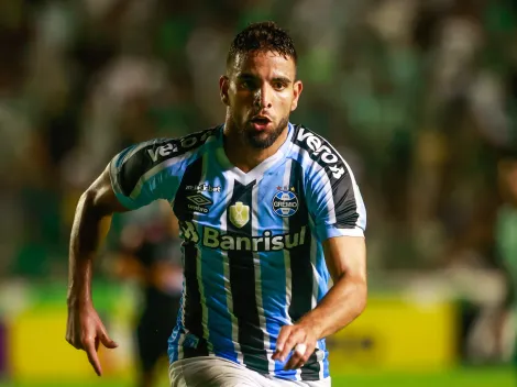 Pepê toma atitude que pode facilitar venda no Grêmio