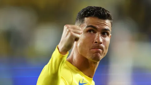 Cristiano Ronaldo comemorando vitória pela Champions da Ásia (foto: Yasser Bakhsh/Getty Images)