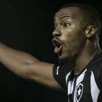 Vasco recebe resposta final do Botafogo e de Marlon Freitas sobre possível negociação