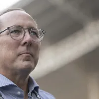 R$ 270 milhões: John Textor quer contratar atacante Lorran, joia do Flamengo