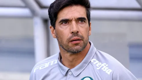 Abel Ferreira durante jogo do Palmeiras na Arena Barueri. Foto: Marcello Zambrana/AGIF