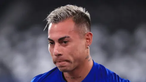 Eduardo Vargas é aprovado no Santos