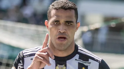 Alan Kardec está descartado dos planos do Galo e interessa ao Peixe para a Série B