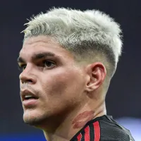 Análise: Minutagem dos convocados do Flamengo pode influenciar escolha de Tite por Ayrton Lucas