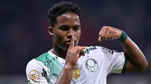 Endrick em ação em uma partida pelo Palmeiras